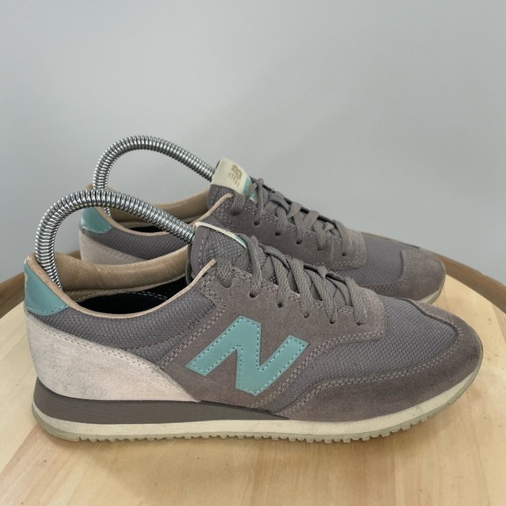 New Balance 620 Driftwood Women size 6.5 Sneakers Trainers Gray Blue